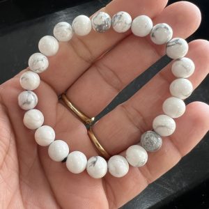 HowliteBracelet