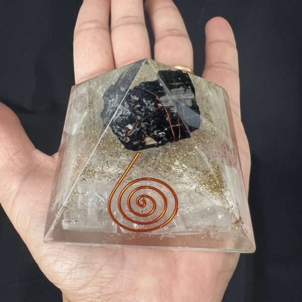 Selenite & Tourmaline Orgonite pyramid