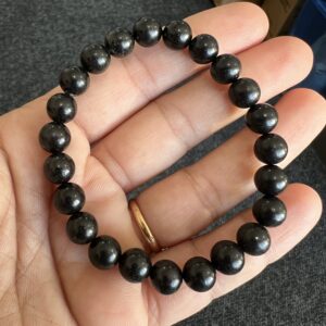 Jet bracelet